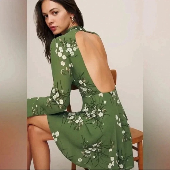 NWT‎ Reformation Persis Floral Mini Dress Long Sleeve Open Back Sz 4 - Picture 2 of 4